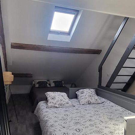 Appartement Plein De Charme Coignières Екстериор снимка